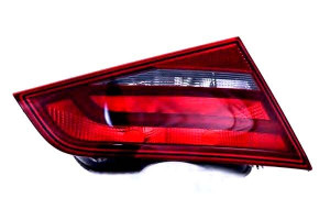 Lampa (część Wewnętrzna) Audi A3 8v 5d 04.12-06.16