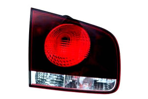 Lampa (część Wewnętrzna) Vw Touareg 11.06-05.10 Ma