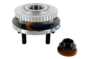 Zestaw Łożyska Koła Z Piastą Volvo 740 760 780 940