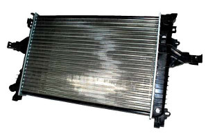 Chłodnica Silnika Volvo C70 I S60 I S80 I V70 Ii X