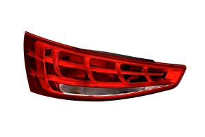 Lampa (część Górna Led) Audi Q3 8u 06.11-01.15 Mag