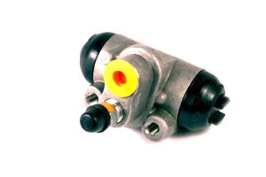 Cylinderek Hamulcowy Suzuki Swift I 1.0 10.83-03.8