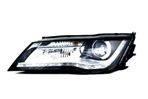 Reflektor Audi A7 Xenon D3s Py24w Led Pr Magneti M