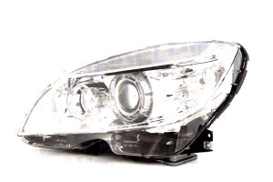 Reflektor Mercedes Serie C (204) 10 07->pr Ksenon