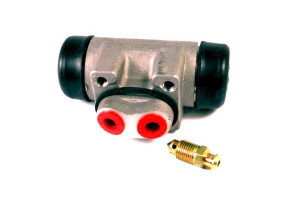 Cylinderek Hamulcowy Hyundai H100 2.4/2.5d 07.93-0