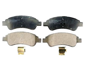 Klocki Hamulcowe Przód Citroen C4 04- 208 Denckerm