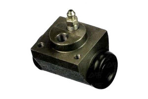 Cylinderek Hamulcowy Toyota Hilux 2,5-3,0 D-4d 4wd