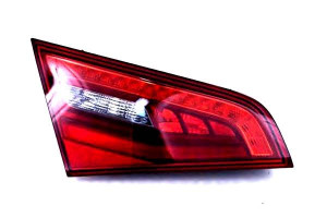 Lampa (część Wewnętrzna Led) Audi A3 5d Magneti Ma