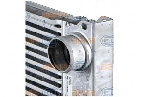 Intercooler Mercedes Vito Viano 03- Behr Hella