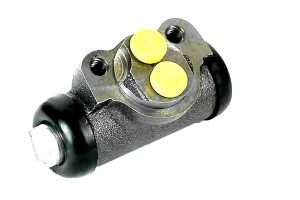 Cylinderek Hamulcowy Mitsubishi 300 / Delica Ii 30