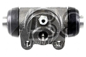 Cylinderek Hamulcowy Renault Laguna Kombi 98-01 A.