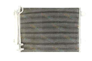 Skraplacz Klimatyzacji Vw Passat 1.6-2.0d 03.05-01