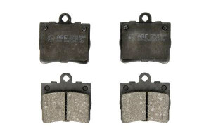 Klocki Hamulcowe Mercedes C (w202) C (w203) 1.8-2.
