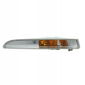 Lampa kierunkowskazu przód P VW PASSAT 05.08-01.12