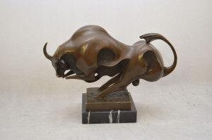 Dostojny Byk Z Brązu - Kubizm - Taurus Wall Street