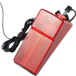 Lampa tył Profex na błotnik i dynamo zewnętrzne