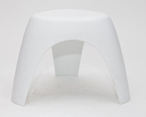 Skandynawski Taboret Stołek Biały Minimalistyczny