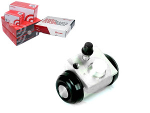 Cylinderek Hamulcowy Peugeot 107 05- Brembo
