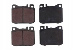 Klocki Ham. Mercedes P. W123 79-85 Maxgear