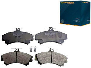 Klocki Hamulcowe Przód Volvo S40 V40 95- Denckerma