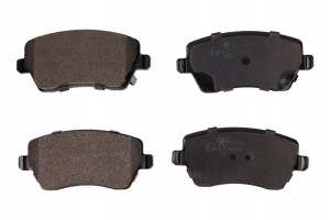 Klocki Ham. Renault P. Clio 05- Kangoo 08- Koła 14 Swift Micra Maxgear