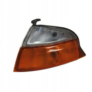 Lampa kierunkowskazu przód L TOYOTA HIACE 08.95-08