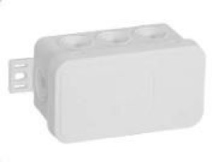 Puszka natynkowa pusta 8 wlotów VIPLAST V8 klik BIAŁA IP54 80x45x41mm