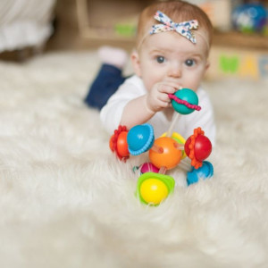 Fat Brain Toys : Grzechotka Wimzle Sensoryczna Przygoda