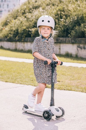 Scoot&Ride : Highwaykick 3 LED Hulajnoga składana ze świecącymi kółkami 3+