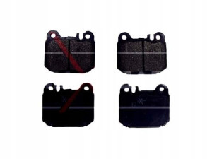 Klocki Ham. Mercedes T. W163 98- Maxgear