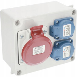 FAMATEL 2xCEE Rozdzielnica RW3073 16/5 GS IP44 3073.0032