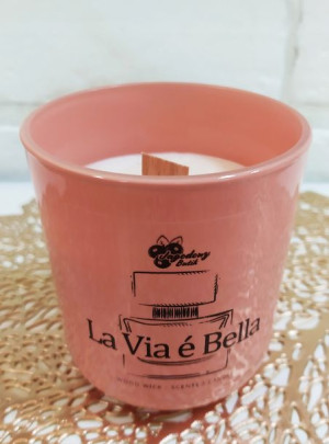 La Vie Est Belle - Sojowa Świeca Zapachowa Perfum