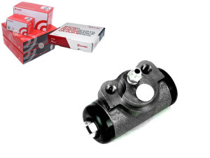 Cylinderek Hamulcowy Mitsubishi L200 86-07 Pt Brem