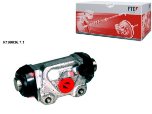 Cylinderek Hamulcowy Toyota Corolla 97-02 Pr Fte