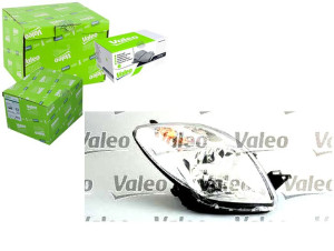 Reflektor (h4 Elektryczny Z Silnikiem) Toyota Yari