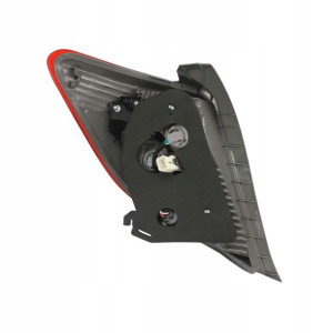 Lampa Tył P Toyota Yaris Hatchback 12.10-07.14 Tyc