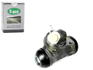 Cylinderek Hamulcowy Renault 20 25 30 1.6-2.2 10.7