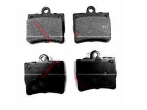 Klocki Ham. Mercedes T. W202 C180-22 Maxgear