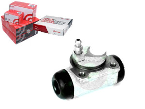 Cylinderek Hamulcowy Peugeot 206 306 Prawy Brembo