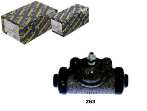 Cylinderek Hamulcowy Toyota Hiace 2,5 D-4d 01- Jap