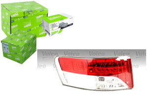 Lampa (część Zewnętrzna Led) Toyota Avensis T27 Ko