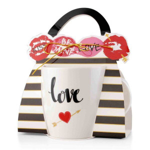 Kubek Love 335 ml w ozdobnej torebce