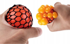 Gniotek Antystresowy Winogrono W Siatce Ball