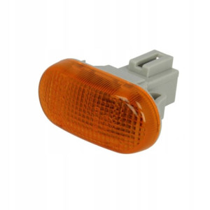 Lampa kierunkowskazu przód L/P SUZUKI WAGON R+ 02.