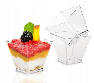 Pucharki plastikowe do Deserów 96x150ml kwadratowe