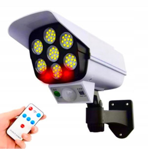 Atrapa kamery z solarną lampą LED i czujnikami