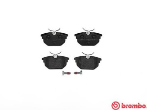 Klocki hamulcowe BREMBO P23026 21103144