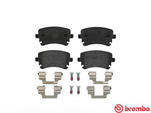 Klocki hamulcowe BREMBO P85076 23326174