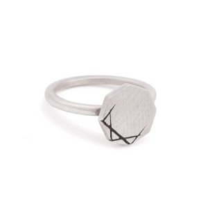 Pierścionek srebrny LABEL MINI 14