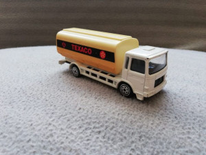 Stary samochodzik resorak Corgi ciężarówka texaco